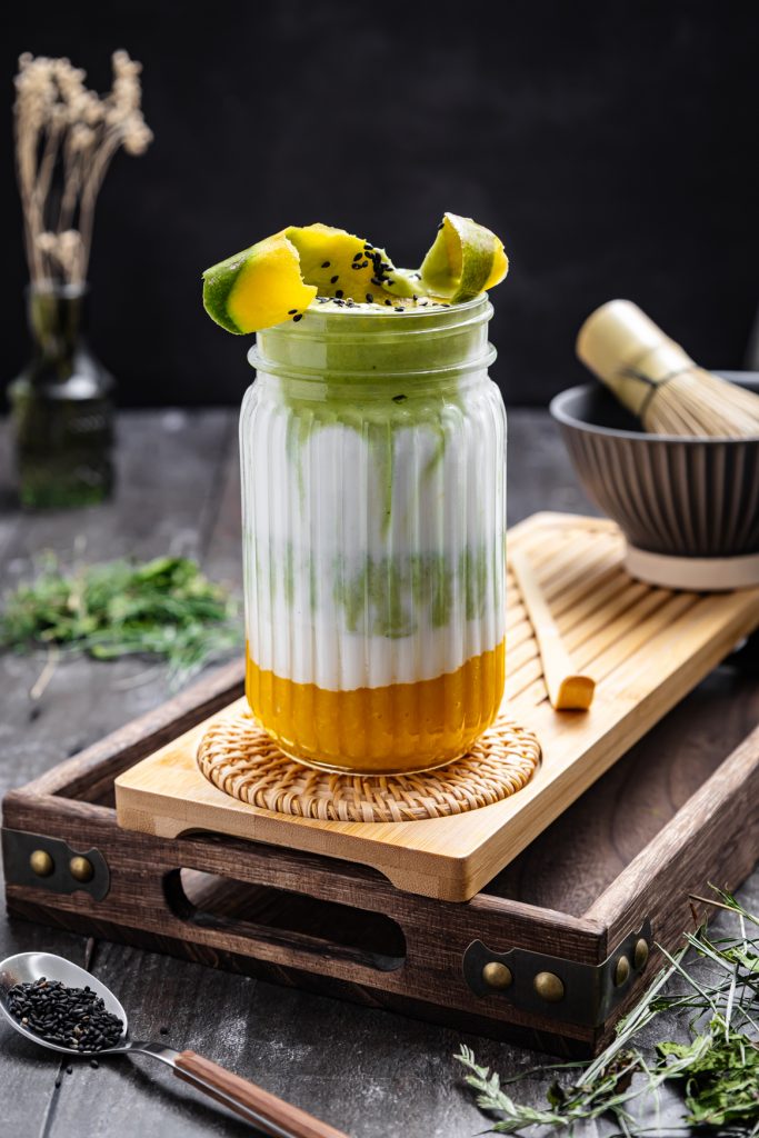 Mango-Matcha-Latte